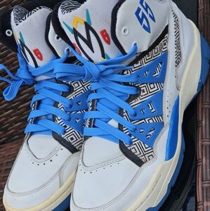 Adidas Dikembe Mutombo White Blue Black Basketball Shoes - G99903 Men's Size 11